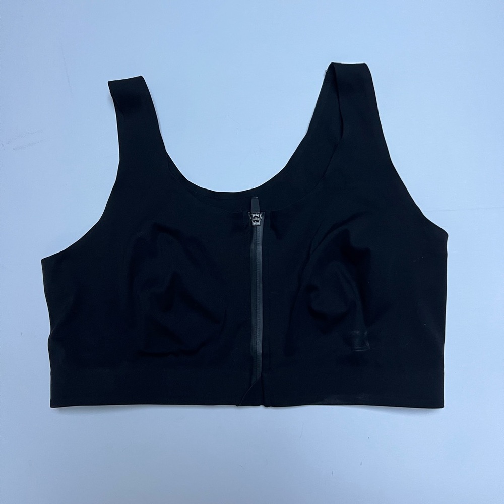 Zyia Activewear Black Zip-Front Sports Bra size Medium